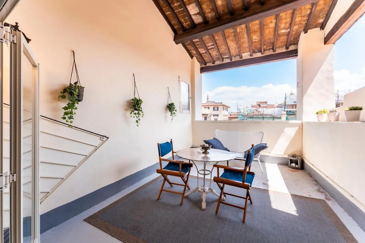 La Loggia Loves Apartment Florença